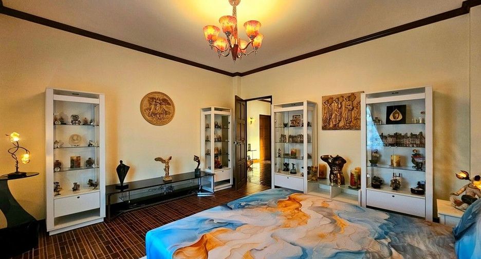 For sale 3 bedrooms villa in Cha Am, Phetchaburi