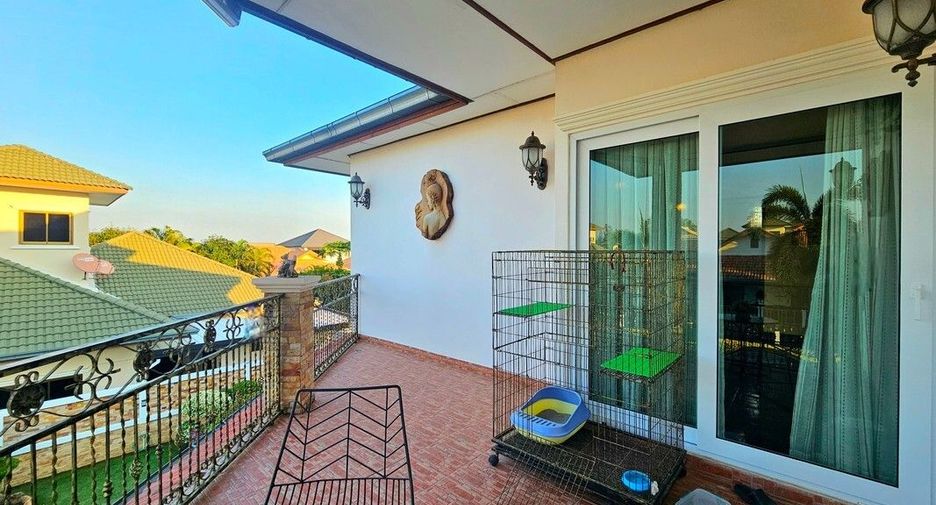 For sale 3 bedrooms villa in Cha Am, Phetchaburi