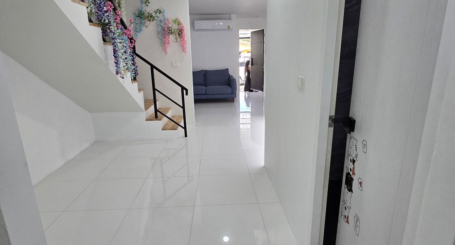 Reihenhaus zur Miete mit 3 Zimmer in Kathu, Phuket
