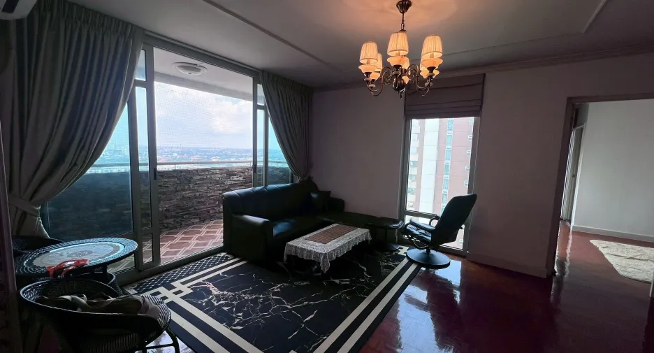 For rent and for sale 3 bedrooms condo in Pak Kret, Nonthaburi