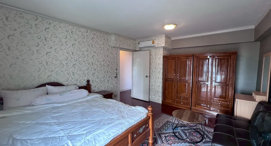For rent and for sale 3 bedrooms condo in Pak Kret, Nonthaburi