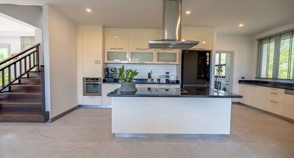 For sale and for rent 4 bedrooms house in Thalang, Phuket