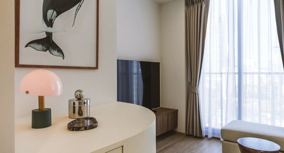 For rent 2 bedrooms condo in Watthana, Bangkok
