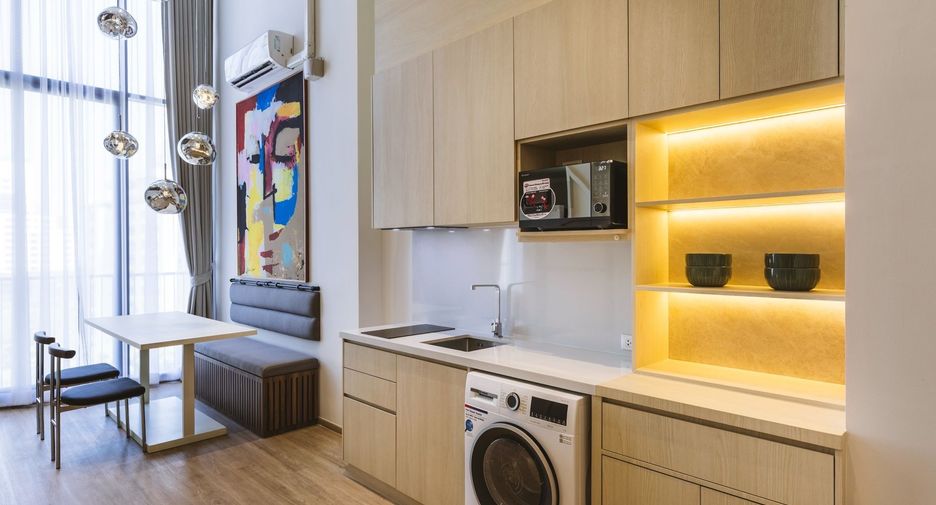 For rent 2 bedrooms condo in Watthana, Bangkok