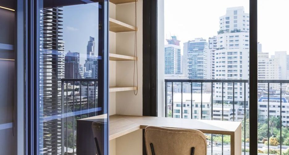 For rent 2 bedrooms condo in Watthana, Bangkok
