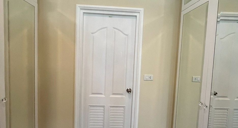 For rent 3 bedrooms house in Suan Luang, Bangkok