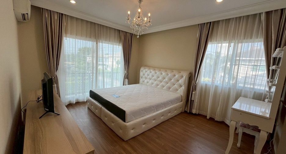 For rent 3 bedrooms house in Suan Luang, Bangkok