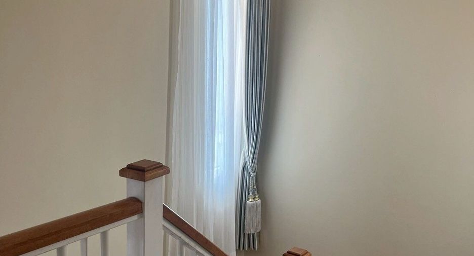 For rent 3 bedrooms house in Suan Luang, Bangkok