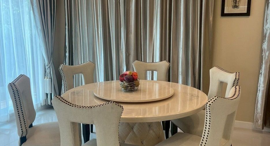 For rent 3 bedrooms house in Suan Luang, Bangkok