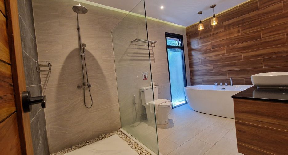 For rent 3 ベッドルーム villa in Mueang Phuket, Phuket