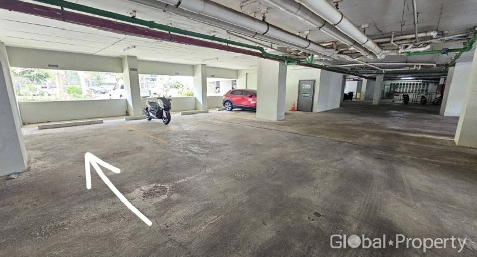 出售 2 卧室 公寓 在 Pratumnak, 芭提雅