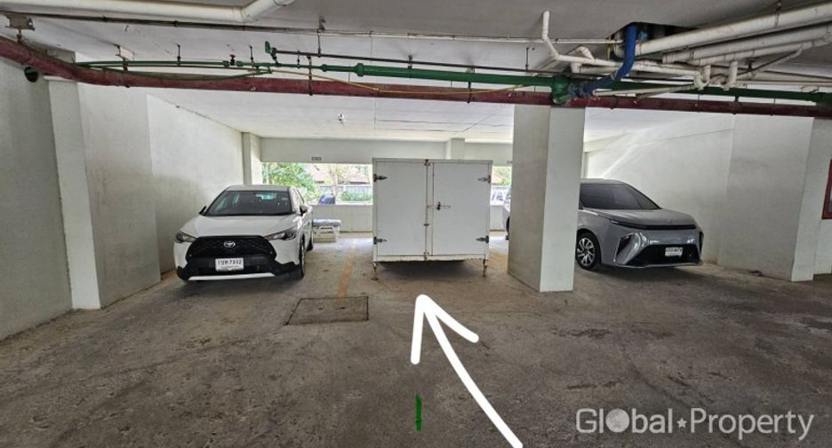 出售 2 卧室 公寓 在 Pratumnak, 芭提雅