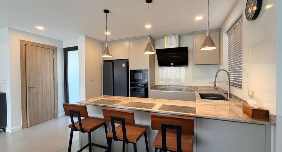 Villa en venta de 3 habitaciones en Bang Lamung, Chonburi