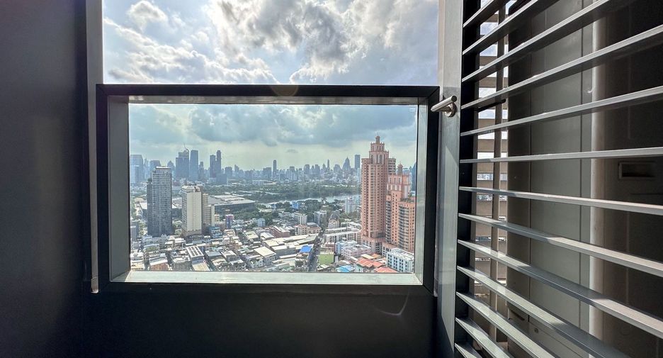 Wohnung zur Miete mit 2 Zimmer in Khlong Toei, Bangkok