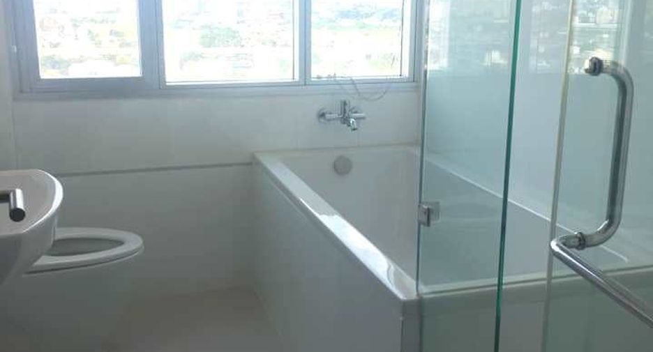 Condo en alquiler de 2 habitaciones en Watthana, Bangkok