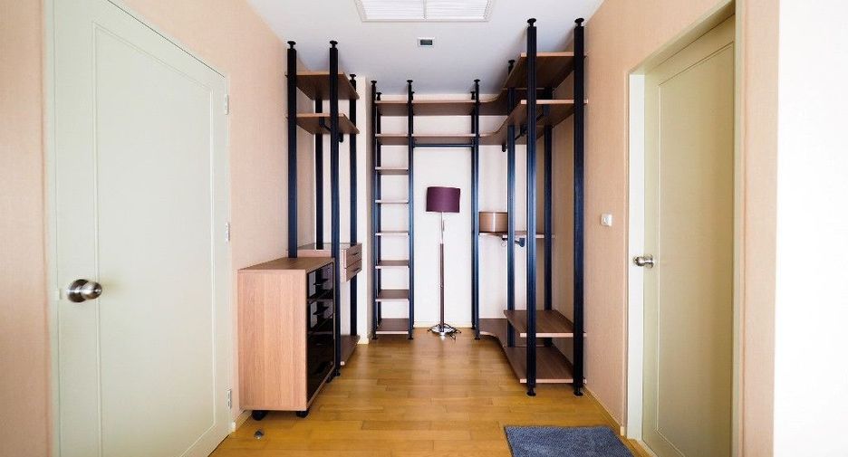 For rent 1 Beds condo in Khlong Toei, Bangkok
