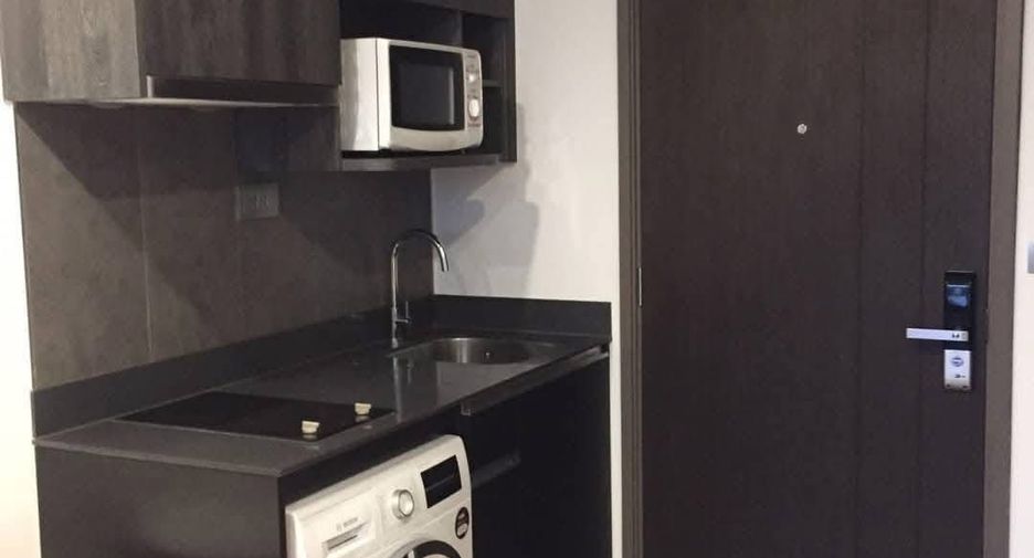 À vendre et à louer 1 chambre condo à Bang Rak, Bangkok