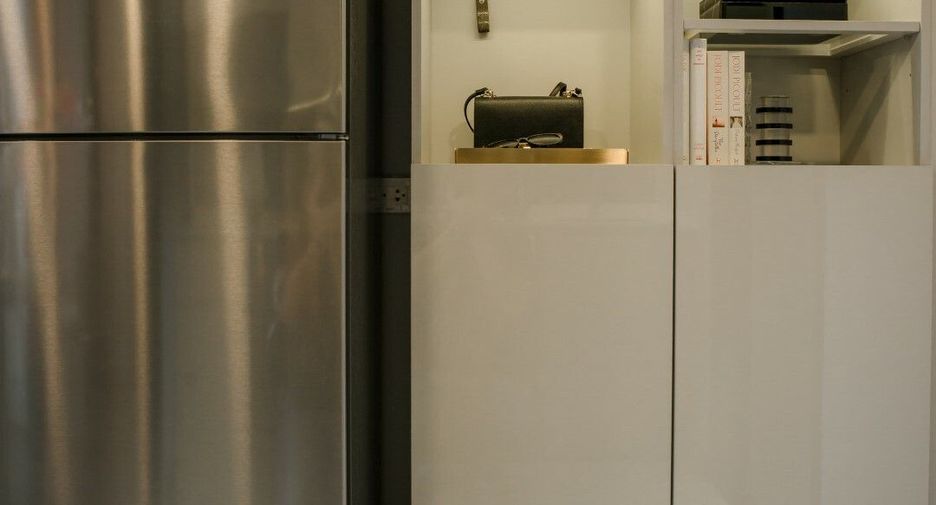 For sale 1 bed condo in Huai Khwang, Bangkok