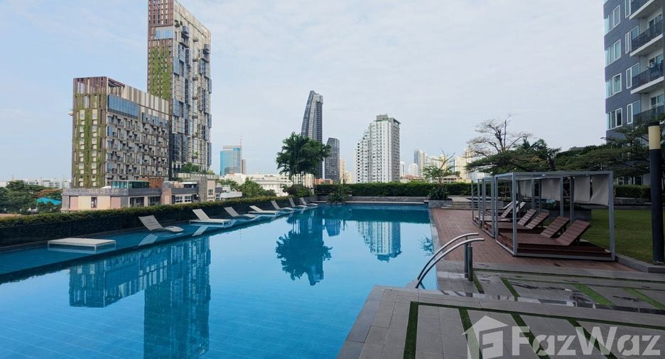 For sale 2 ベッドルーム condo in Khlong Toei, Bangkok