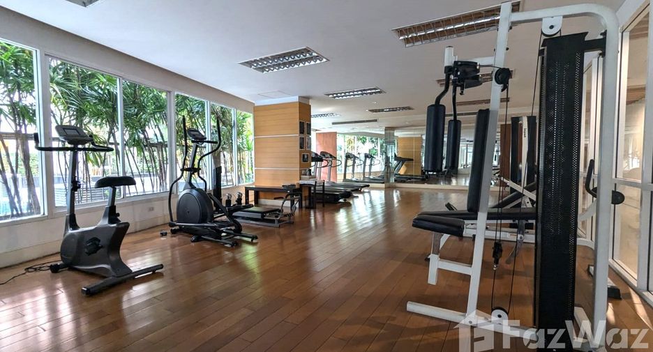 For rent 2 bedrooms condo in Watthana, Bangkok