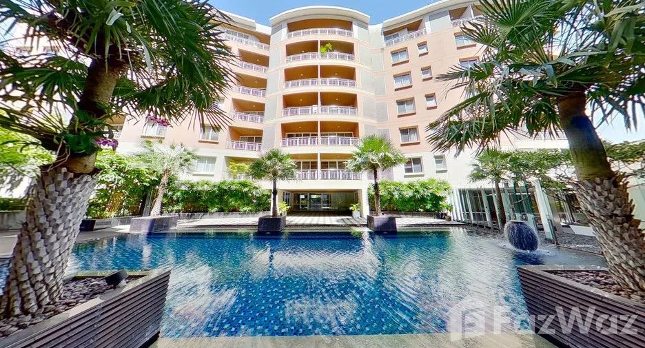 For rent 2 bedrooms condo in Watthana, Bangkok