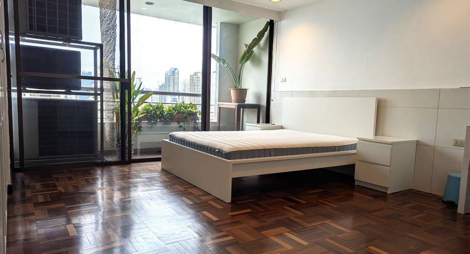 Wohnung zur Miete mit 3 Zimmer in Watthana, Bangkok