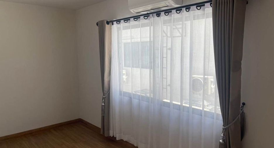 For sale and for rent 3 bedrooms house in Prawet, Bangkok