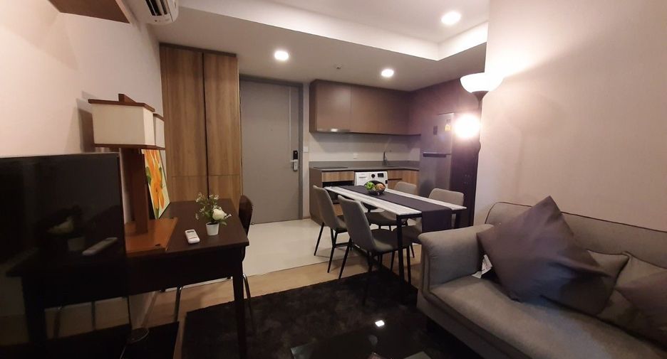 For sale 2 bedrooms condo in Watthana, Bangkok