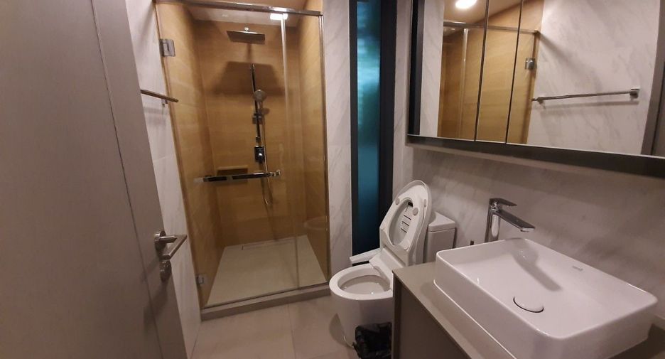 For sale 2 bedrooms condo in Watthana, Bangkok