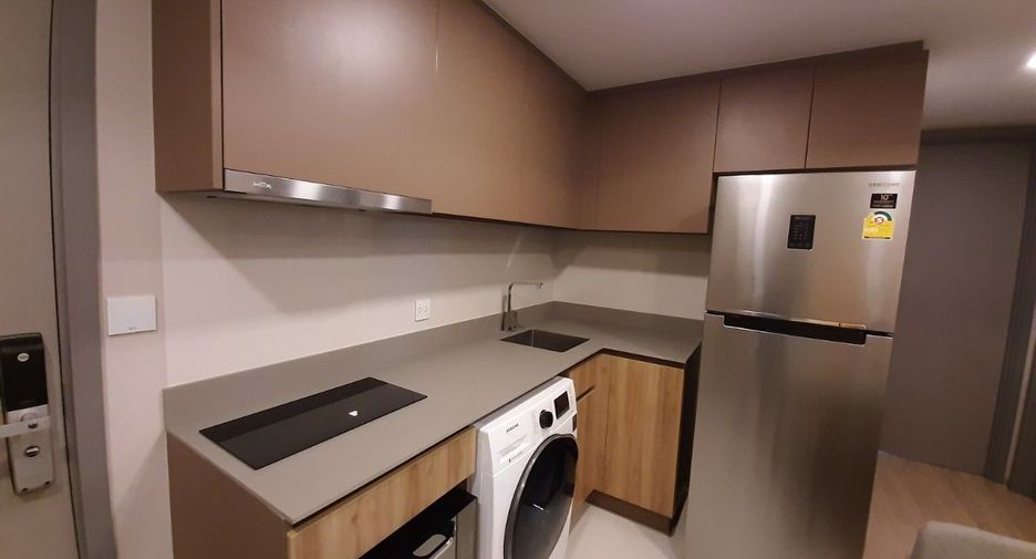 For sale 2 bedrooms condo in Watthana, Bangkok