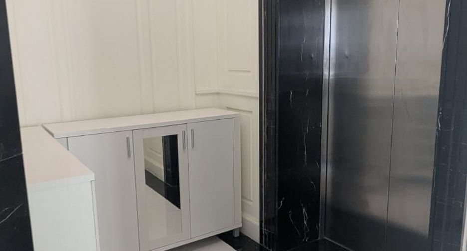 For rent 2 ベッドルーム condo in Watthana, Bangkok