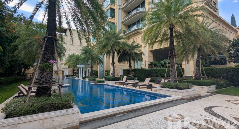 For rent 2 ベッドルーム condo in Watthana, Bangkok