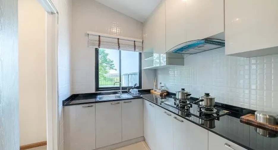 For sale 4 bedrooms house in Nong Chok, Bangkok