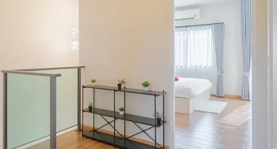 For sale 4 bedrooms house in Nong Chok, Bangkok