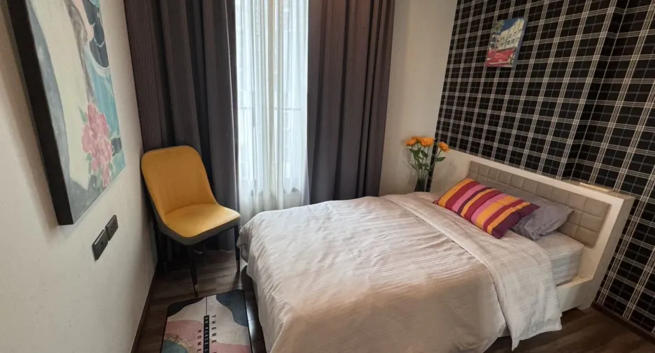 For rent 2 bedrooms condo in Khlong Toei, Bangkok