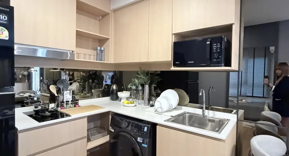 For sale 2 bedrooms condo in Phra Khanong, Bangkok