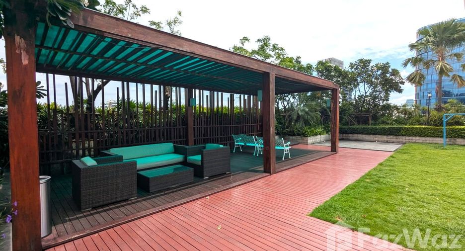 For rent 1 bed condo in Watthana, Bangkok
