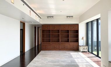 For sale 3 bedrooms condo in Sathon, Bangkok