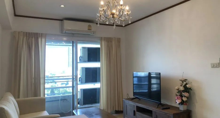 For rent 1 bed condo in Watthana, Bangkok