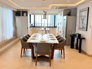 For rent 4 bedrooms condo in Sathon, Bangkok
