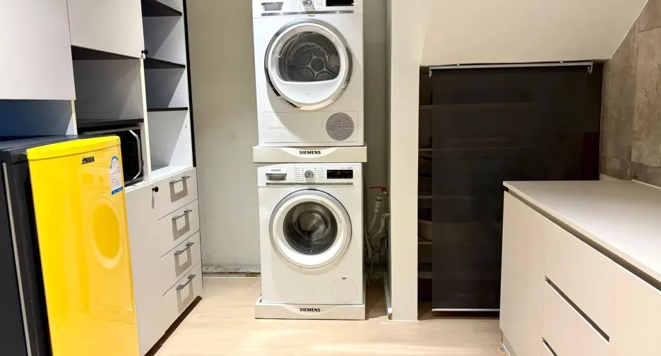 For rent 4 bedrooms condo in Sathon, Bangkok