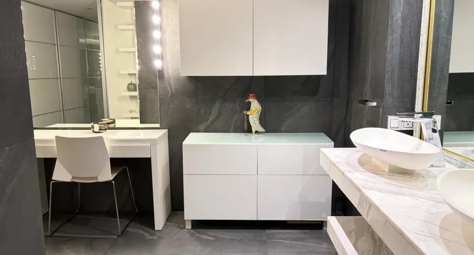 For rent 4 bedrooms condo in Sathon, Bangkok