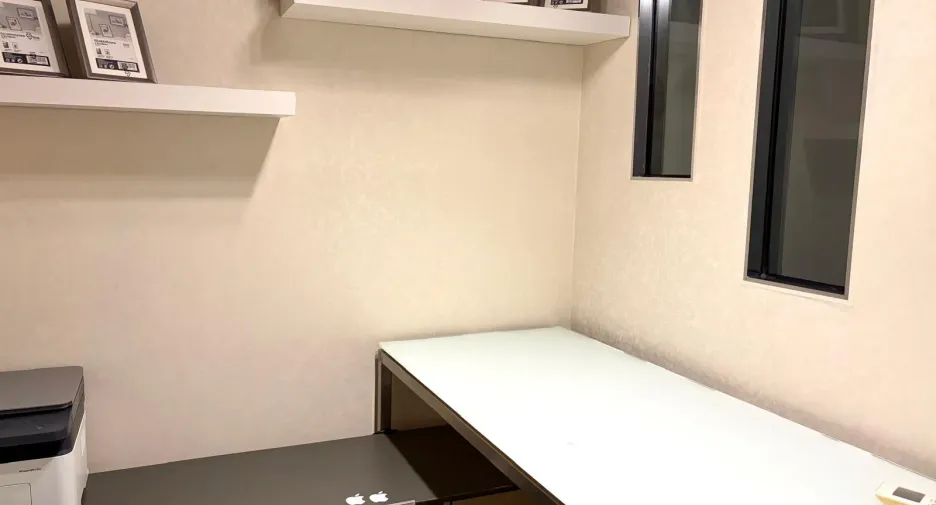 For rent 4 bedrooms condo in Sathon, Bangkok