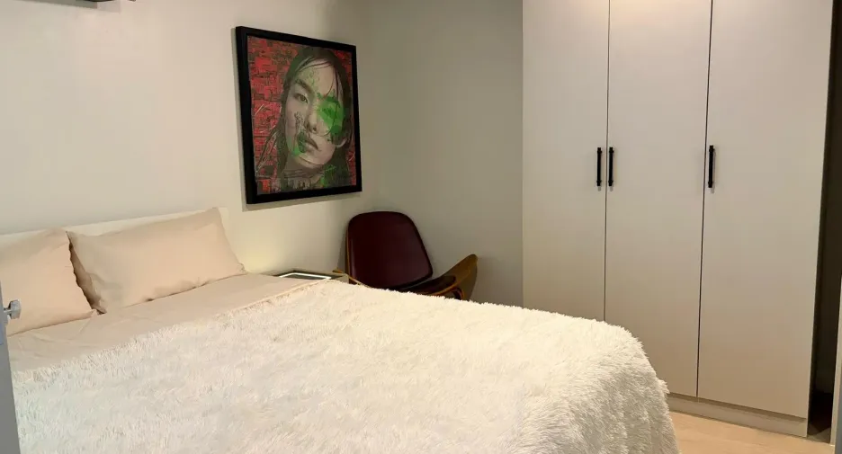 For rent 4 bedrooms condo in Sathon, Bangkok