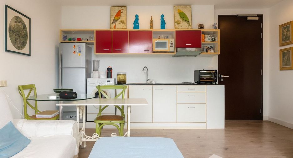 For sale 1 bed condo in Watthana, Bangkok