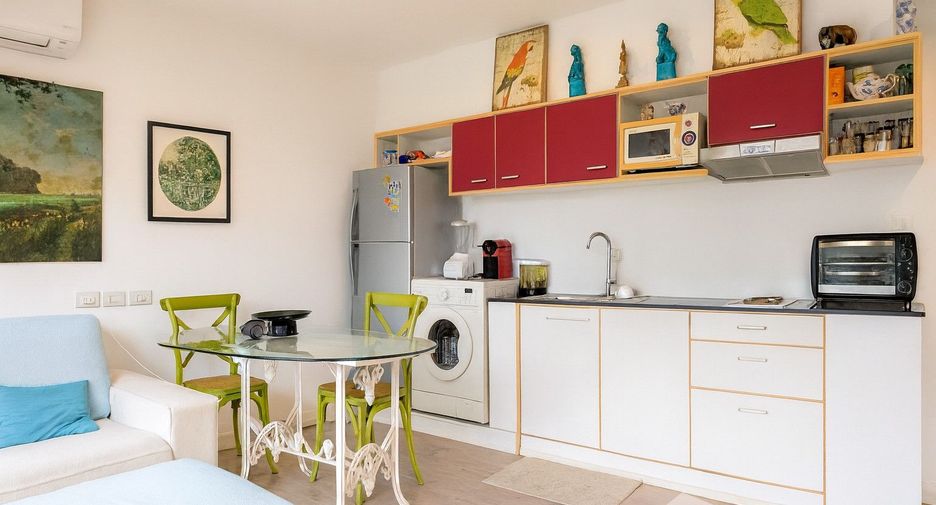 For sale 1 bed condo in Watthana, Bangkok