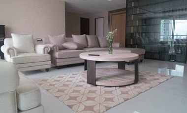 For sale 4 bedrooms condo in Khlong Toei, Bangkok