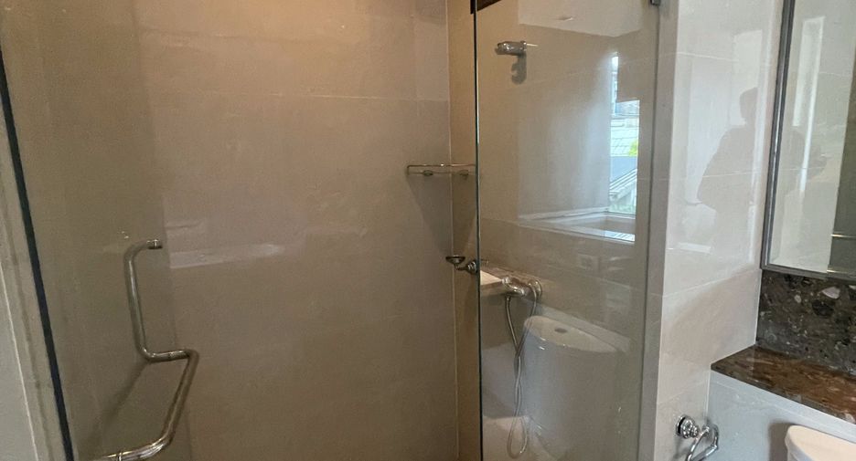 Wohnung zum Kauf und zur Miete mit 4 Zimmer in Khlong Toei, Bangkok
