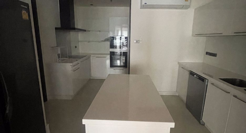 Wohnung zum Kauf und zur Miete mit 4 Zimmer in Khlong Toei, Bangkok
