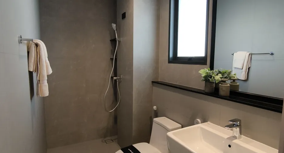 For sale 4 bedrooms house in Bang Phli, Samut Prakan